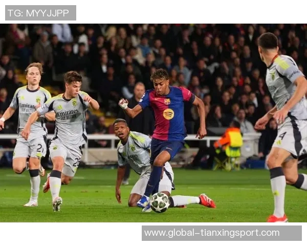 欧冠分析：拜仁巴萨主场表现出色蓝军红军客场状态堪忧