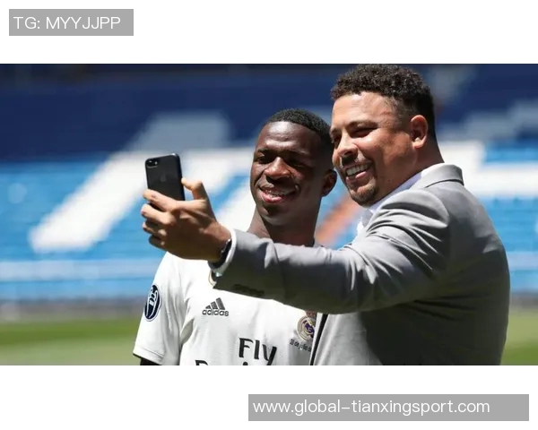 阿隆索谈维尼修斯复苏与西超杯冠军的意义与期待