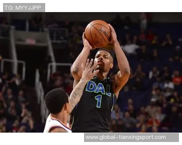 小卡谈三分球表现力争进步积极寻找机会提升投篮命中率